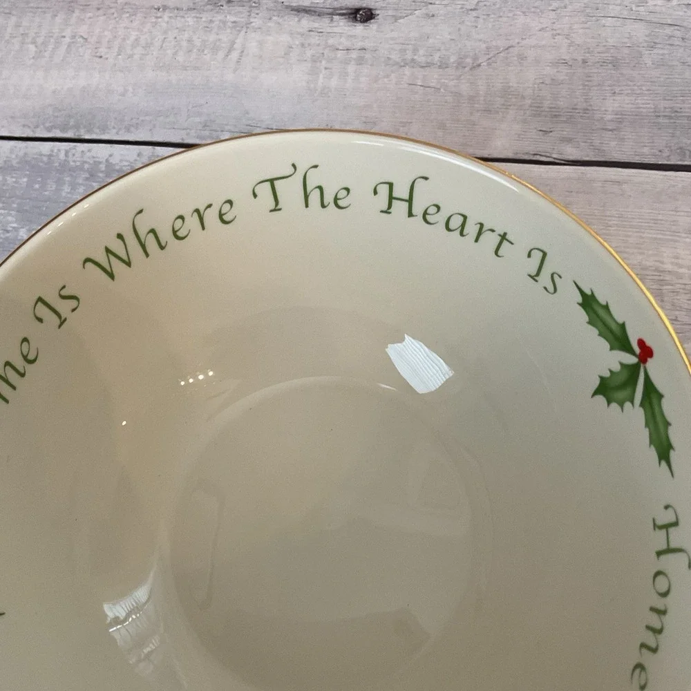 Lenox‎ Holiday Serving Bowl Home Is Where The Heart Is Sentiment Holly Berries
